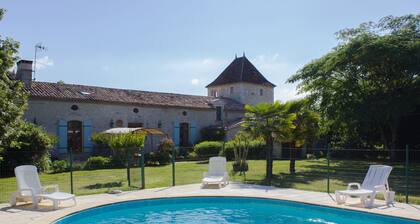 CAPE - maison avec piscine et jacuzzi
