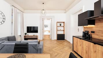 Comfort Apartment, 2 Bedrooms, Non Smoking, City View | 2 bedrooms, iron/ironing board, free WiFi, bed sheets