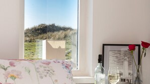 Cottage | 1 bedroom, iron/ironing board