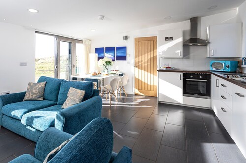 Lighthouse by the Dunes, No Deposit