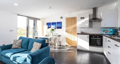 Lighthouse by the Dunes, No Deposit