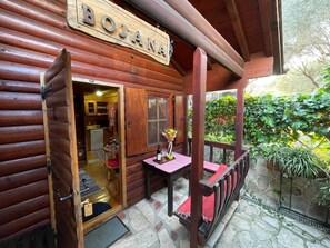 Outdoor dining - Eco House # 3 (Kaluđerac)