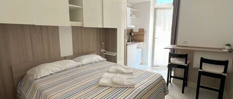 1 chambre, Wi-Fi gratuit, draps fournis