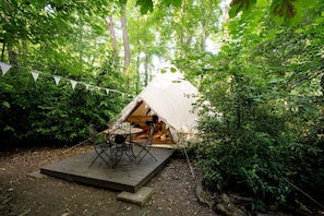 Chalet | Tempat makan luar