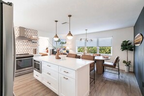 Fridge, microwave, oven, stovetop - Blue Skies at Bayshore: Heated Pool, Hut Tub, Dock, Bikes, Beach Gear! (Cape Coral)