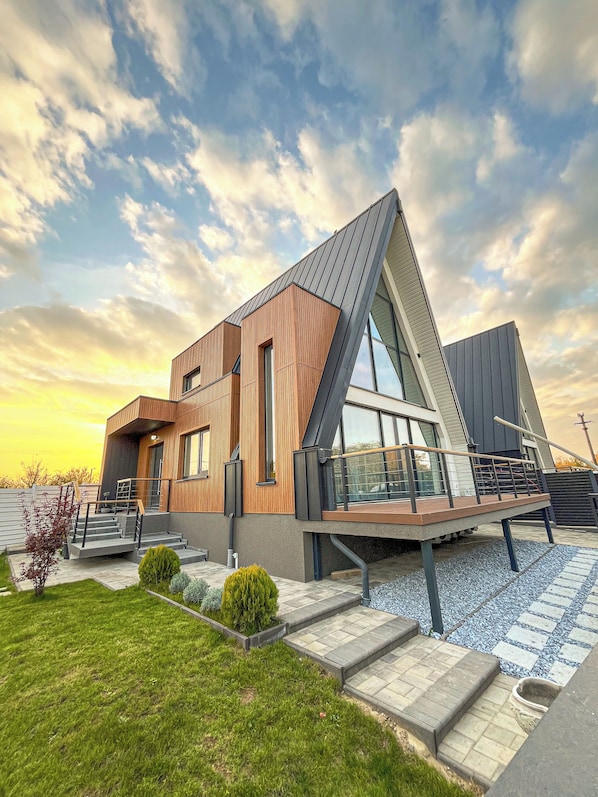 Fachada de la propiedad