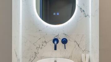 Comfort Double Room, Balcony, City View | Bathroom | Shower, hair dryer, slippers, towels