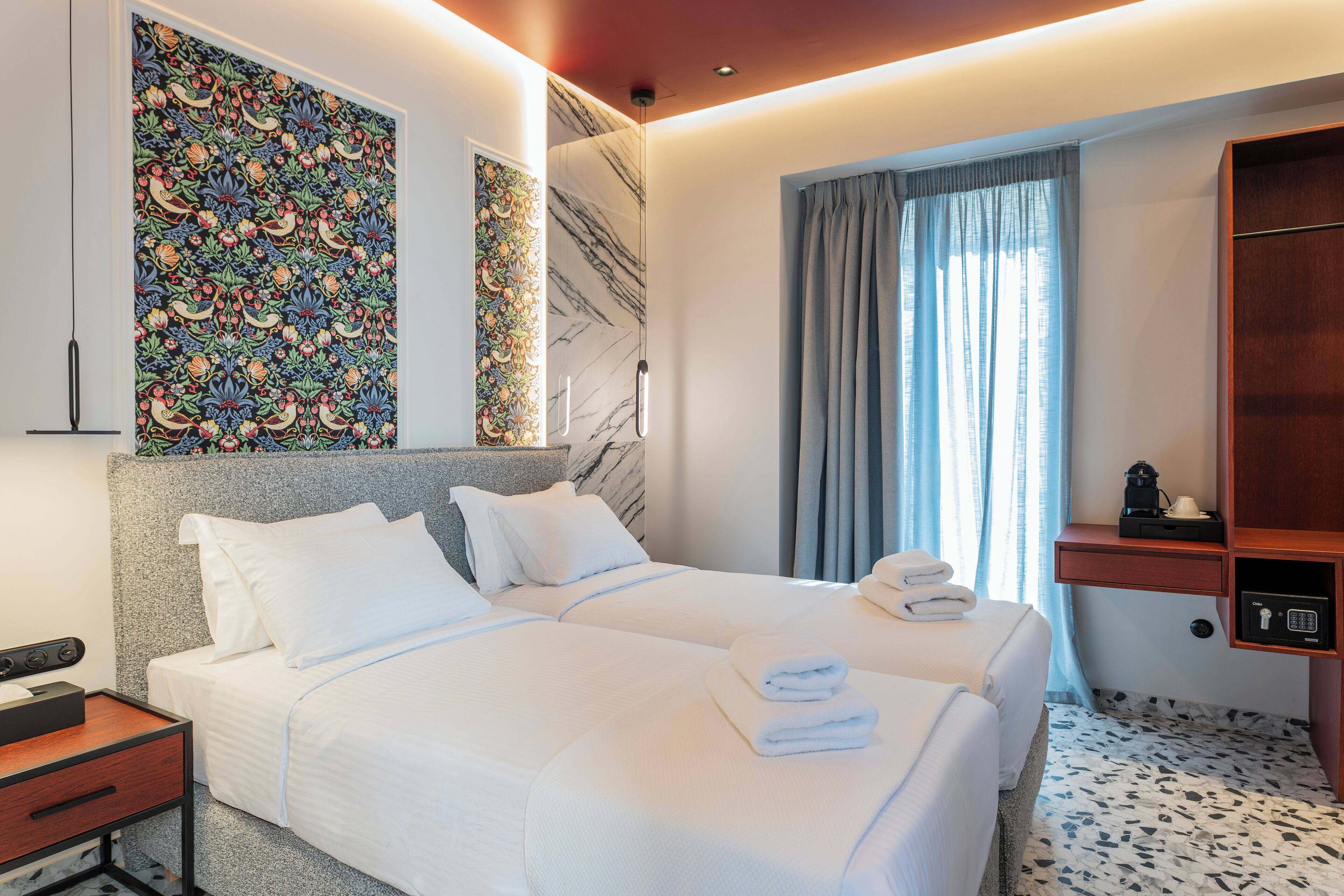 Superior Double Room, Balcony | In-room safe, free WiFi