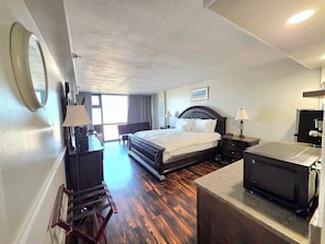 1 slaapkamer, een strijkplank/strijkijzer, wifi, beddengoed