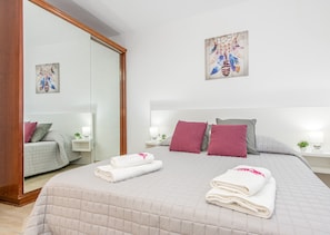 Apartment | 1 bedroom, iron/ironing board - Apartment in Roses Near Nova Beach (Roses)