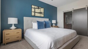 1 makuuhuone, työpöytä, silitysrauta/-lauta, Wi-Fi