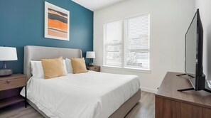 1 bedroom, desk, iron/ironing board, WiFi