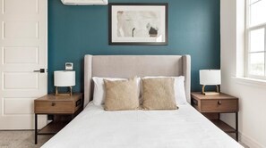 3 bedrooms, desk, iron/ironing board, WiFi