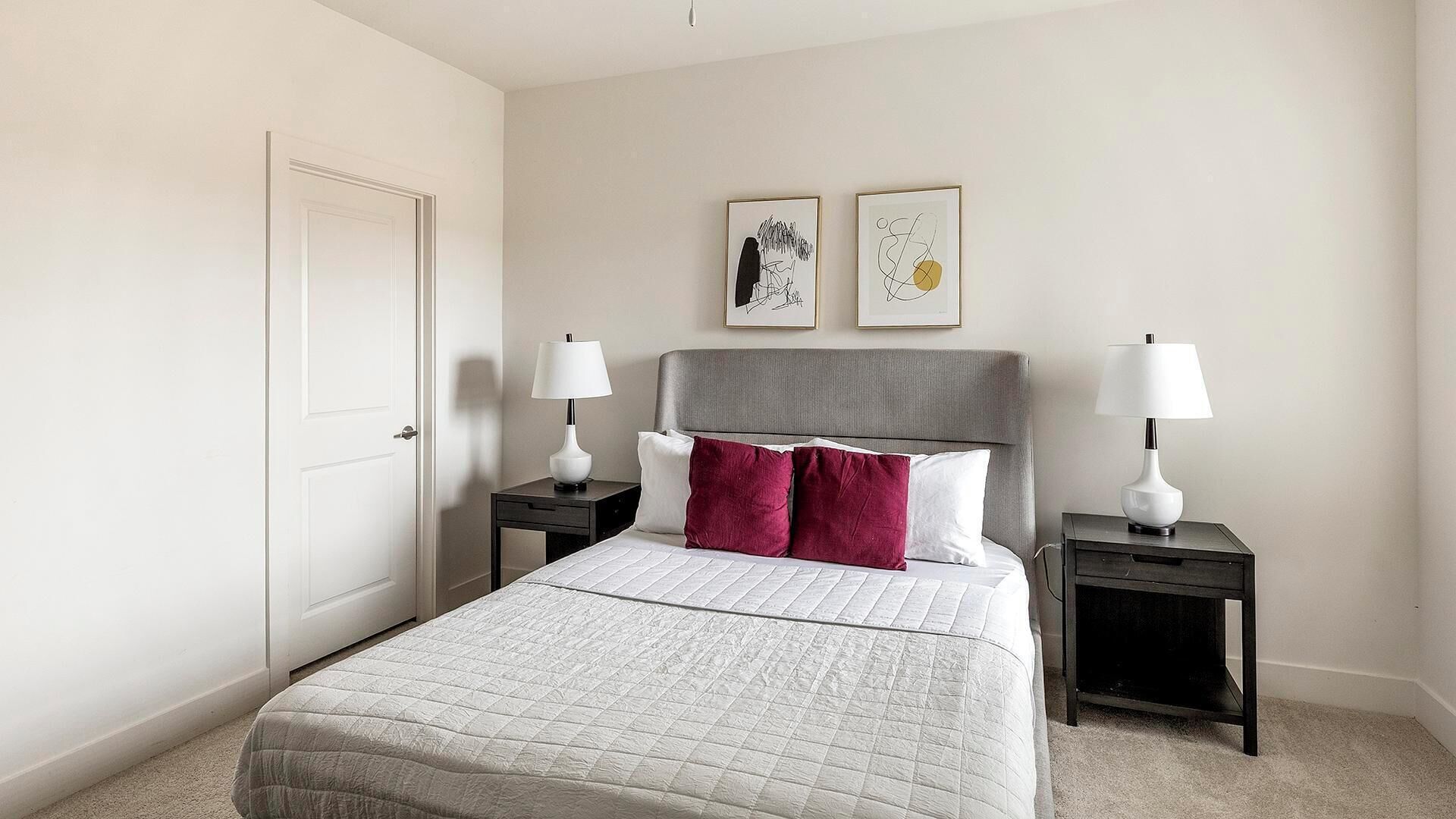 3 bedrooms, desk, iron/ironing board, WiFi
