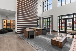 Lobby - Landing | Amazing 1BD, Courtyard, Pool (Austin)