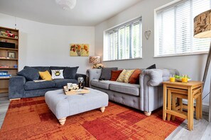 Living room - Countryside Cottage Near Rosley, No Deposit (Wigton)