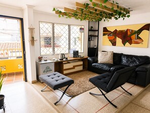 Living area - Hospedajes el Jardin (Envigado)
