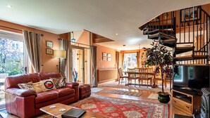 Cottage | Living room - Cottage in Bovey Tracey Near Dartmoor Park (Newton Abbot)