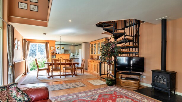Cottage | Living room - Cottage in Bovey Tracey Near Dartmoor Park (Newton Abbot)