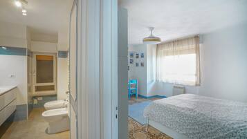 1 chambre, fer et planche Ă repasser, Wi-Fi gratuit