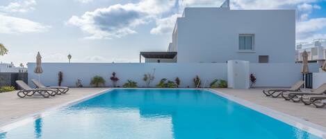 Et oppvarmet basseng