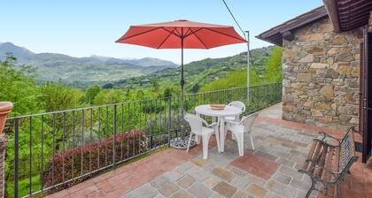 Awesome home in Barga