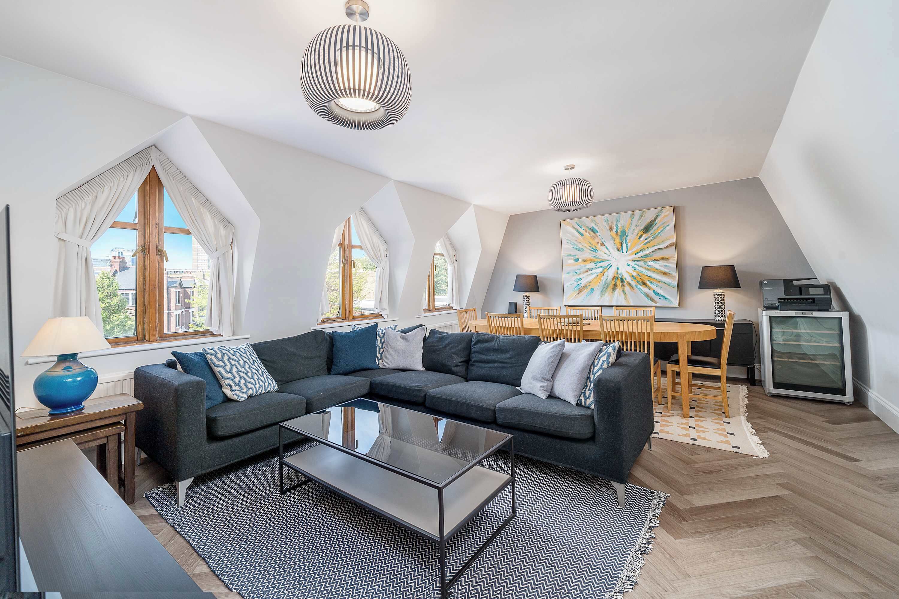 Télévision, espaces bureaux