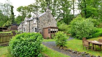 Cottage | Exterior