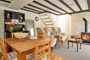 Cottage | Tempat makan