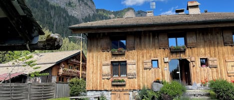 Extérieur