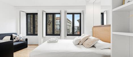 Bügeleisen/Bügelbrett, Internetzugang, Bettwäsche