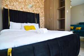 1 chambre, fer et planche à repasser, Wi-Fi, draps fournis