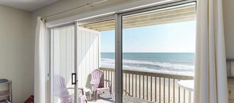 Surf City Getaway - Pool & Ocean Views Villa