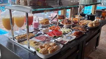 Dagelijks ontbijtbuffet inbegrepen