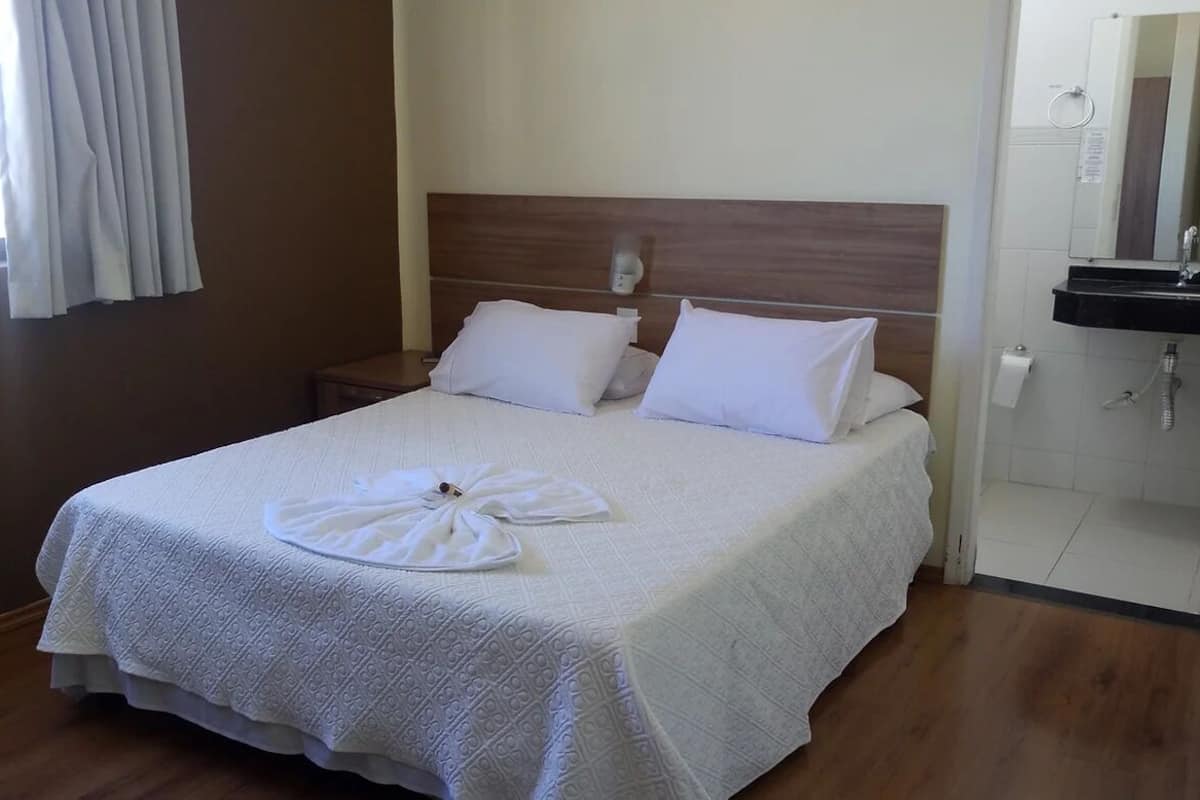 Desk, laptop workspace, free WiFi, bed sheets