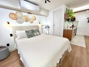 1 camera, ferro/asse da stiro, Wi-Fi, lenzuola