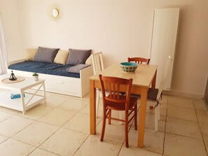 Interior - Comme à la maison, 3-star furnished holiday accommodation (Le Beausset)