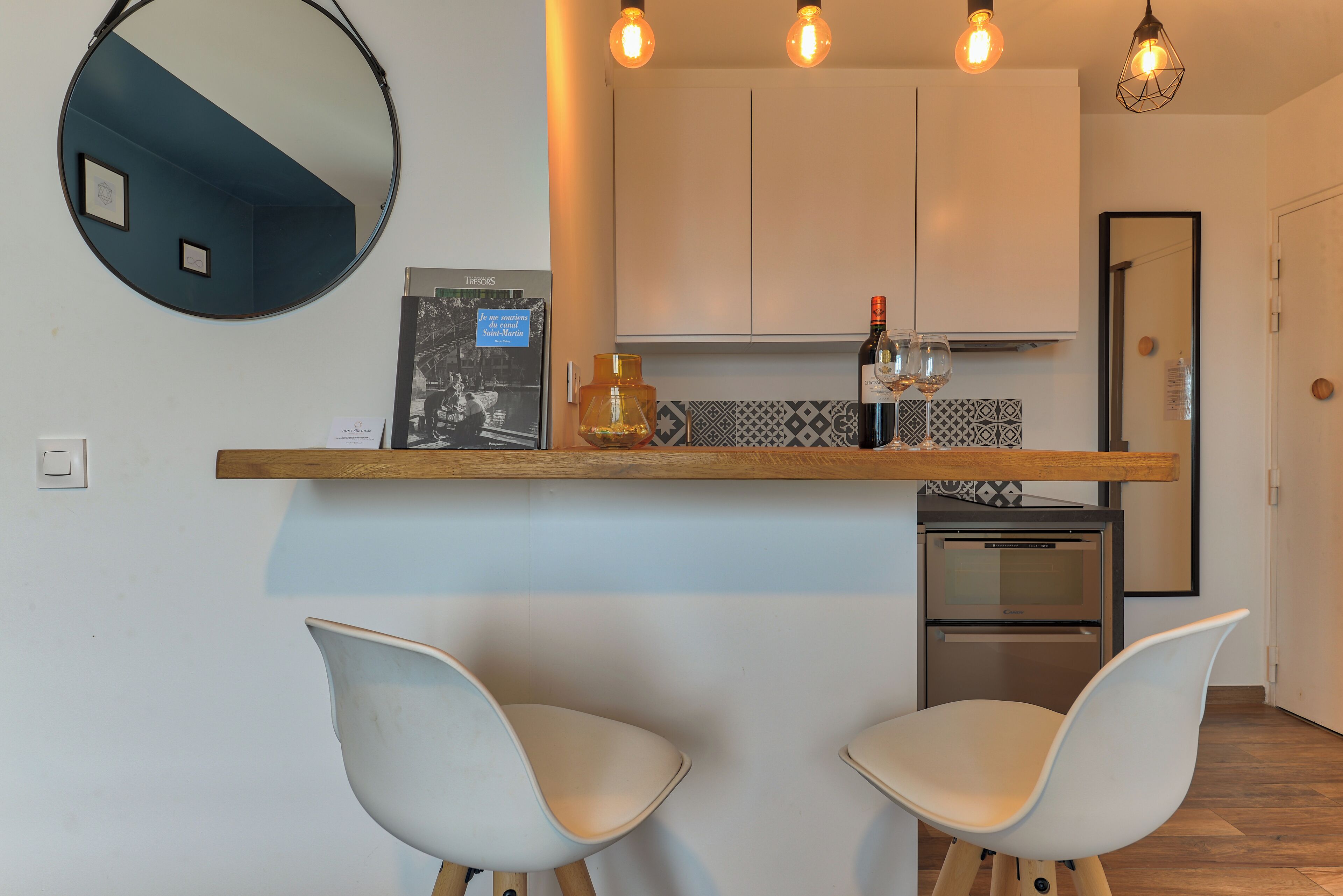 Iron/ironing board, free WiFi