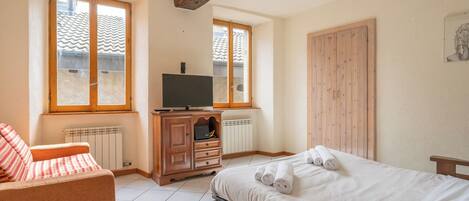 1 chambre, Wi-Fi gratuit, draps fournis