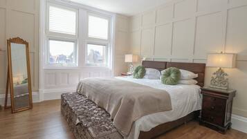 9 bedrooms, individually decorated, individually furnished, free WiFi