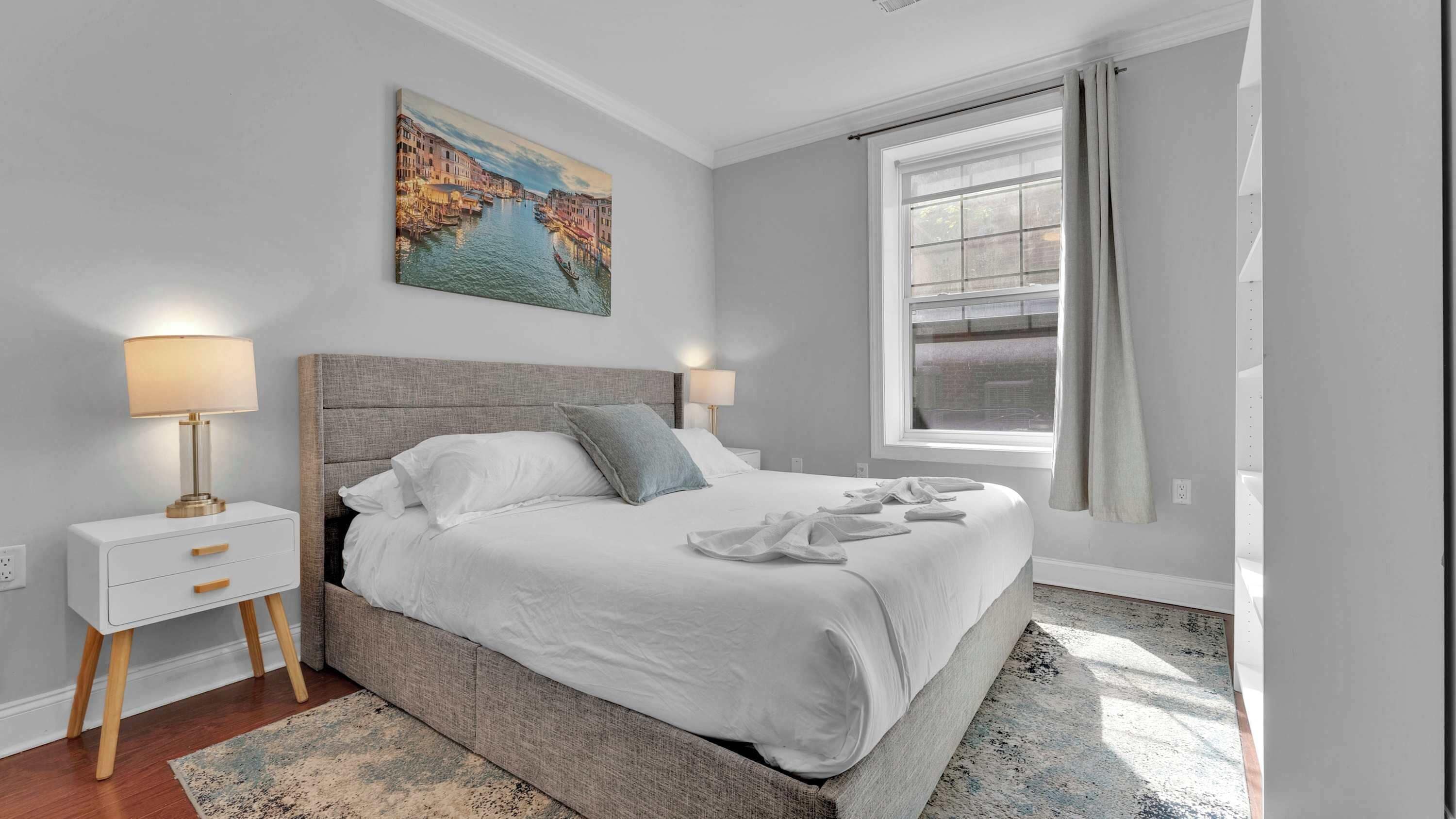 2 bedrooms, WiFi, bed sheets
