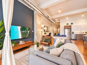 Living area - Modern 2BR | Heart of Town | Sleep 16 | Valet Park (Dallas)