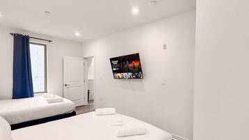 2 bedrooms, WiFi, bed sheets