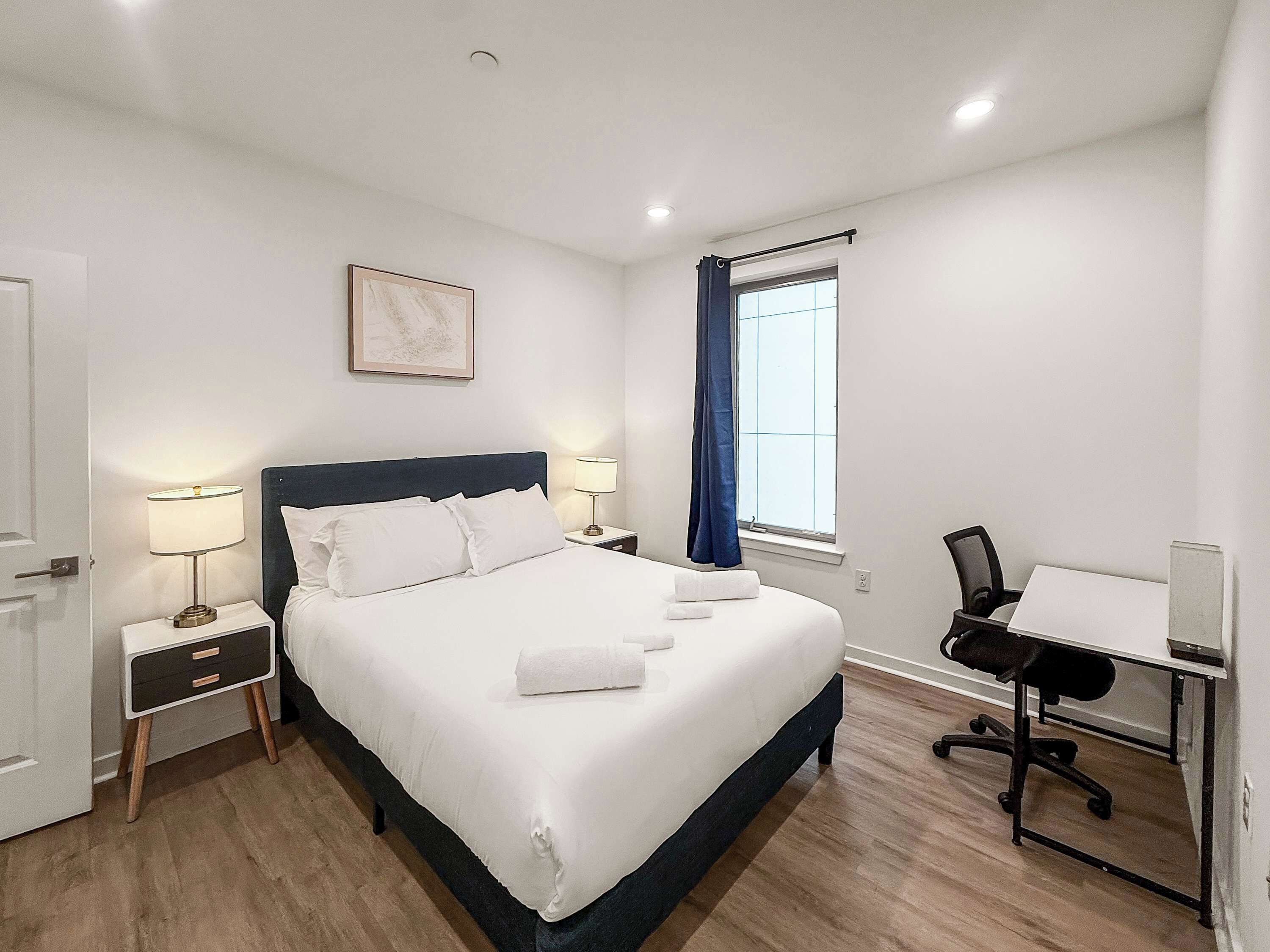 2 bedrooms, WiFi, bed sheets