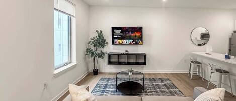 Televisión y oficina