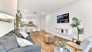 Televisie en een kantoor