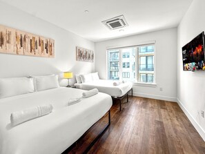 Unclassified image, 2 of 16, button