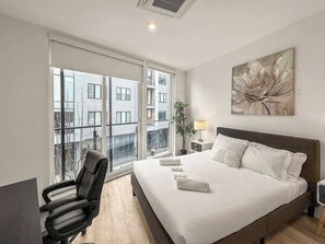 WiFi, bed sheets
