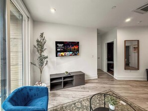 Imagen sin descripción, 3 de 15, botón