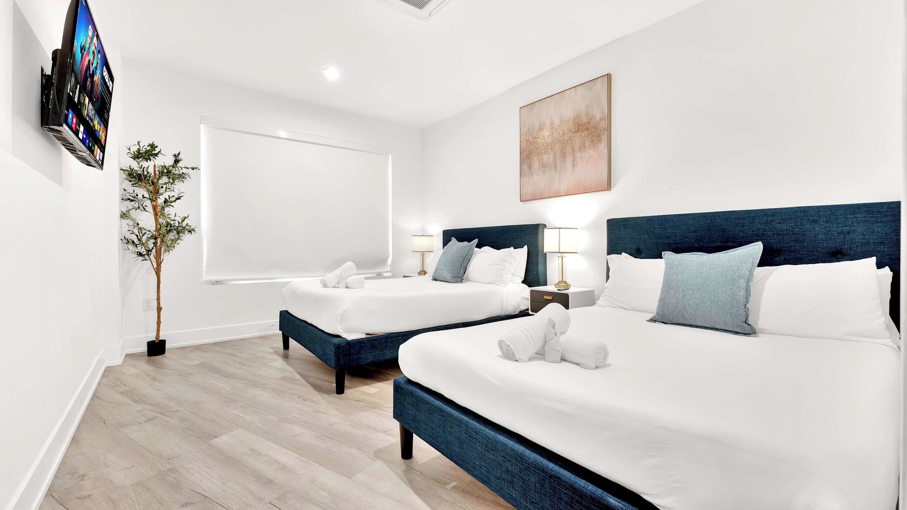 2 bedrooms, WiFi, bed sheets